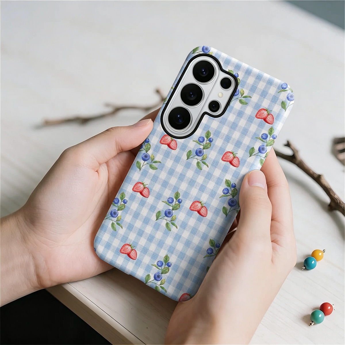 Blaubeer-Erdbeer-Gingham 2-in- – Samsung Galaxy S24 Bewertung und Preis