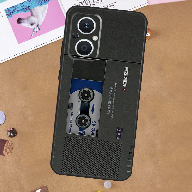 Vintage-Kassettenhülle mit Mag – Oppo Reno 12 Bewertung und Preis